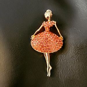 Pins/Brooches